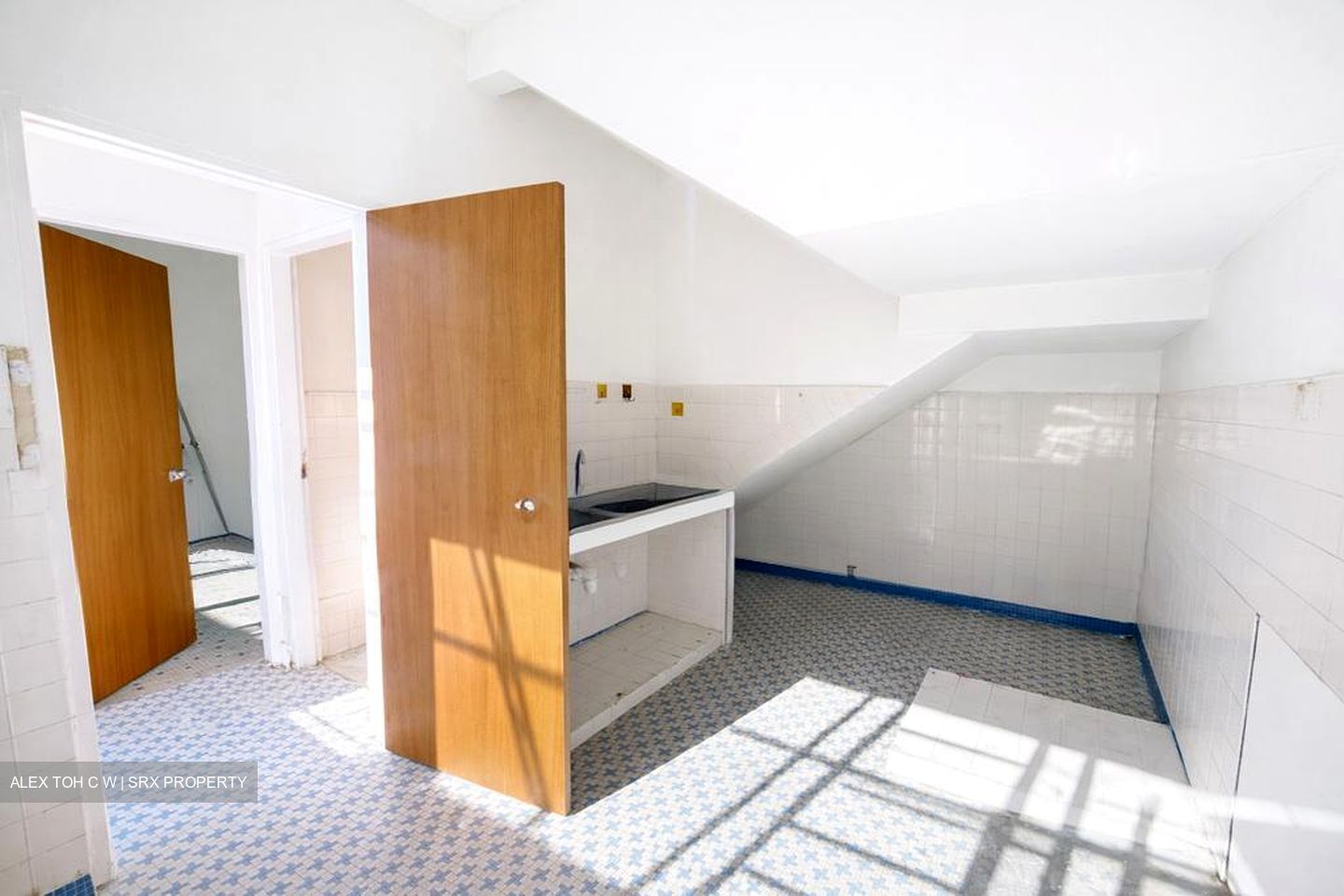 Jalan Jurong Kechil (D21), Terrace #537609361